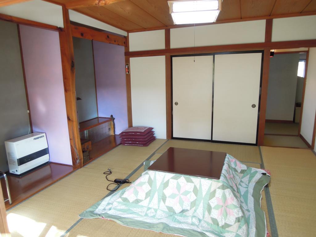 Guest House Misaki-Sou Yamanakako Esterno foto